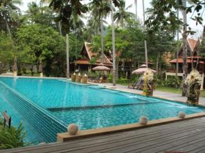 237194_14050919410019368119